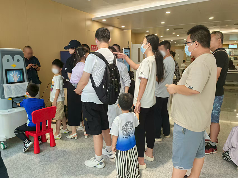 孩子身高总垫底？品源X射线骨龄仪公益检测，科学守护生长发育