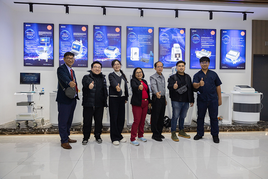 Thai Customer Delegation Visits Pinyuan Medical for In-depth Cooperation Talks